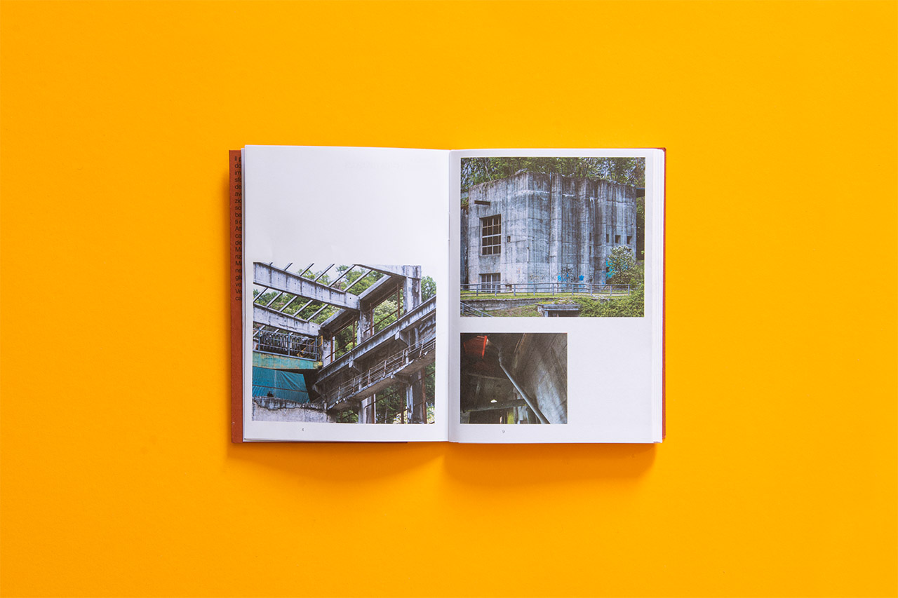 Doppia pagina di un libro fotografico con immagini a colori di architetture industriali dismesse